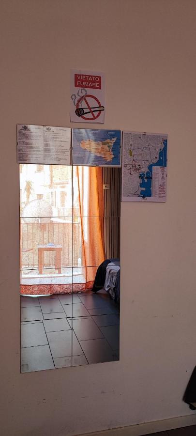 Ferienwohnung Downtown Vicino Al Duomo CTA Exterior foto